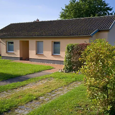 Holiday home Meertied *