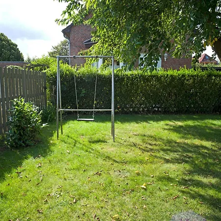 Meertied Holiday home