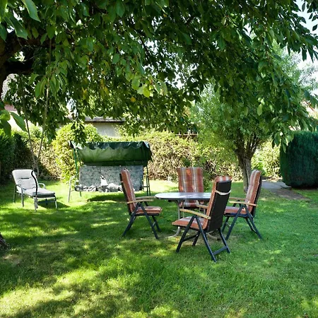 Holiday home Meertied *